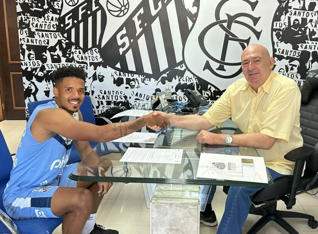 Santos anuncia a contratação do lateral Gabriel Inocêncio - Diário do Peixe