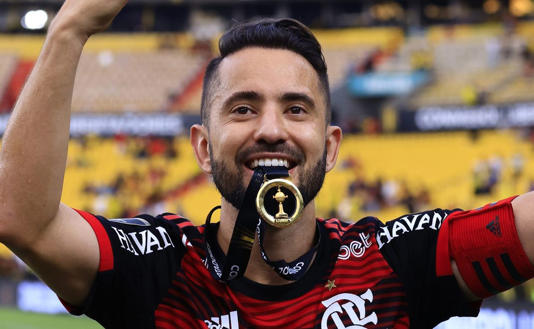  Éverton Ribeiro recusa o Atlético Mineiro e prioriza assinar com outro gigante do futebol brasileiro 