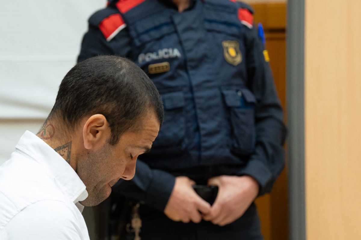 Condemado por 04 anos: Advogada de Daniel Alves diz que vai recorrer da sentença