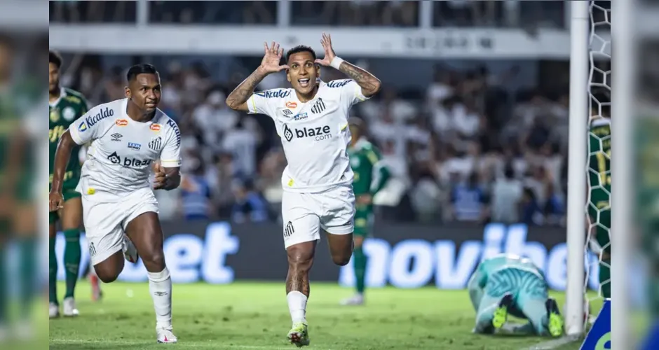 Santos vence Palmeiras e abre vantagem na final do Paulistão