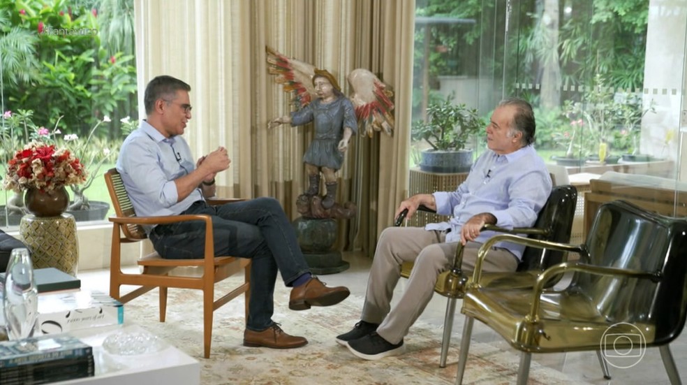 Tony Ramos foi entrevistado por Hélter Duarte para o Fantástico — Foto: TV Globo