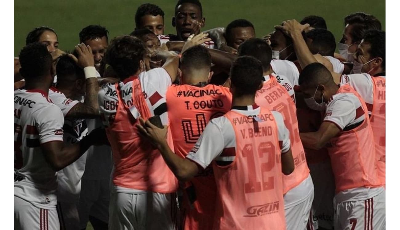 São Paulo alcança sua maior sequência de vitórias dos últimos nove anos -  Lance!